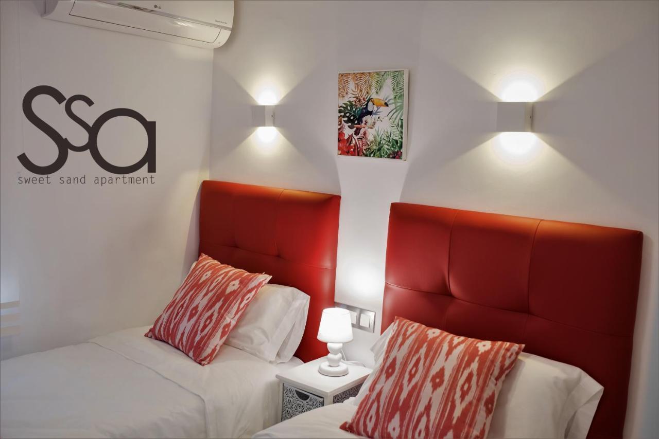 My Sweet Red Apartment Бенидорм Екстериор снимка