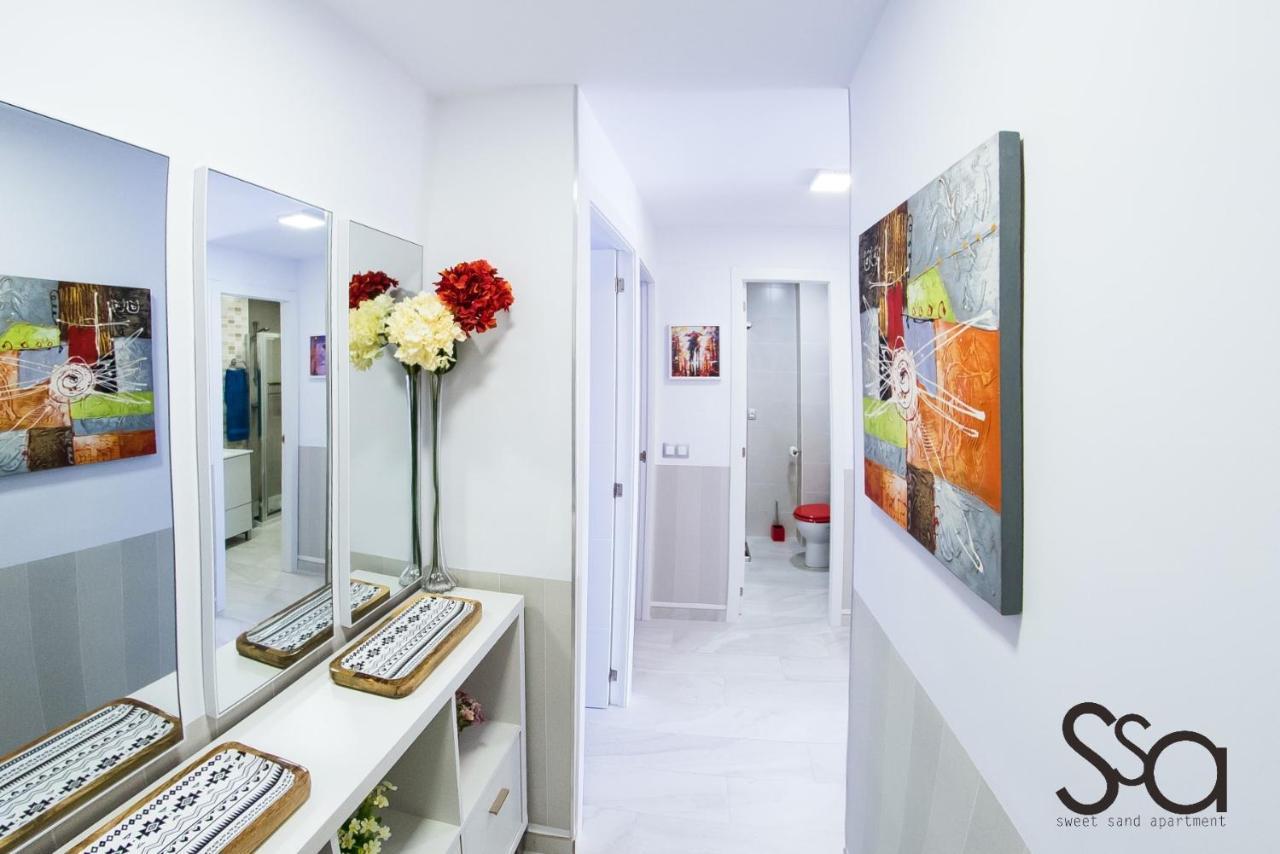 My Sweet Red Apartment Бенидорм Екстериор снимка