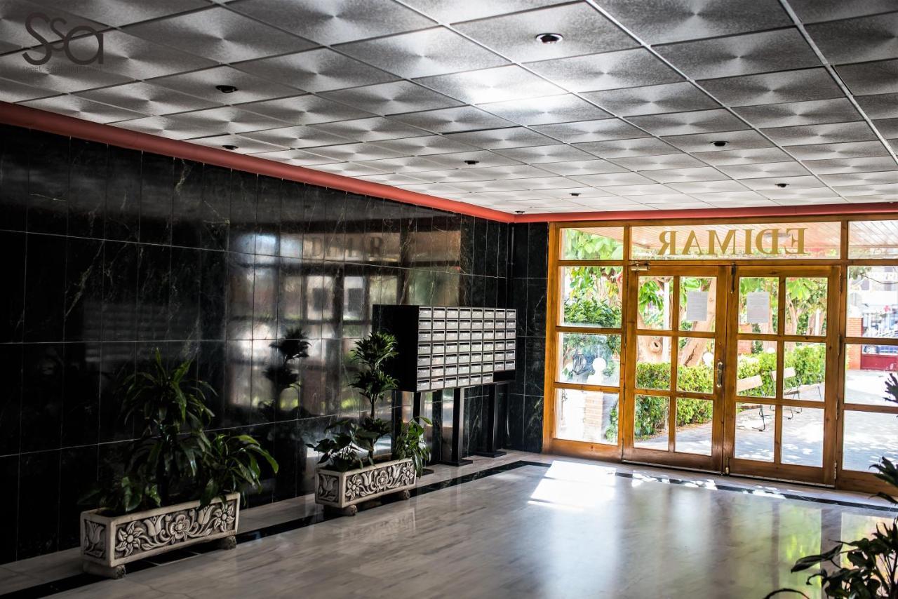 My Sweet Red Apartment Бенидорм Екстериор снимка