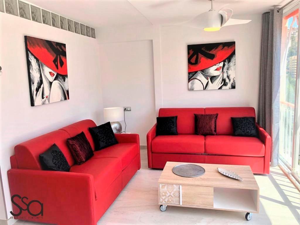 My Sweet Red Apartment Бенидорм Екстериор снимка